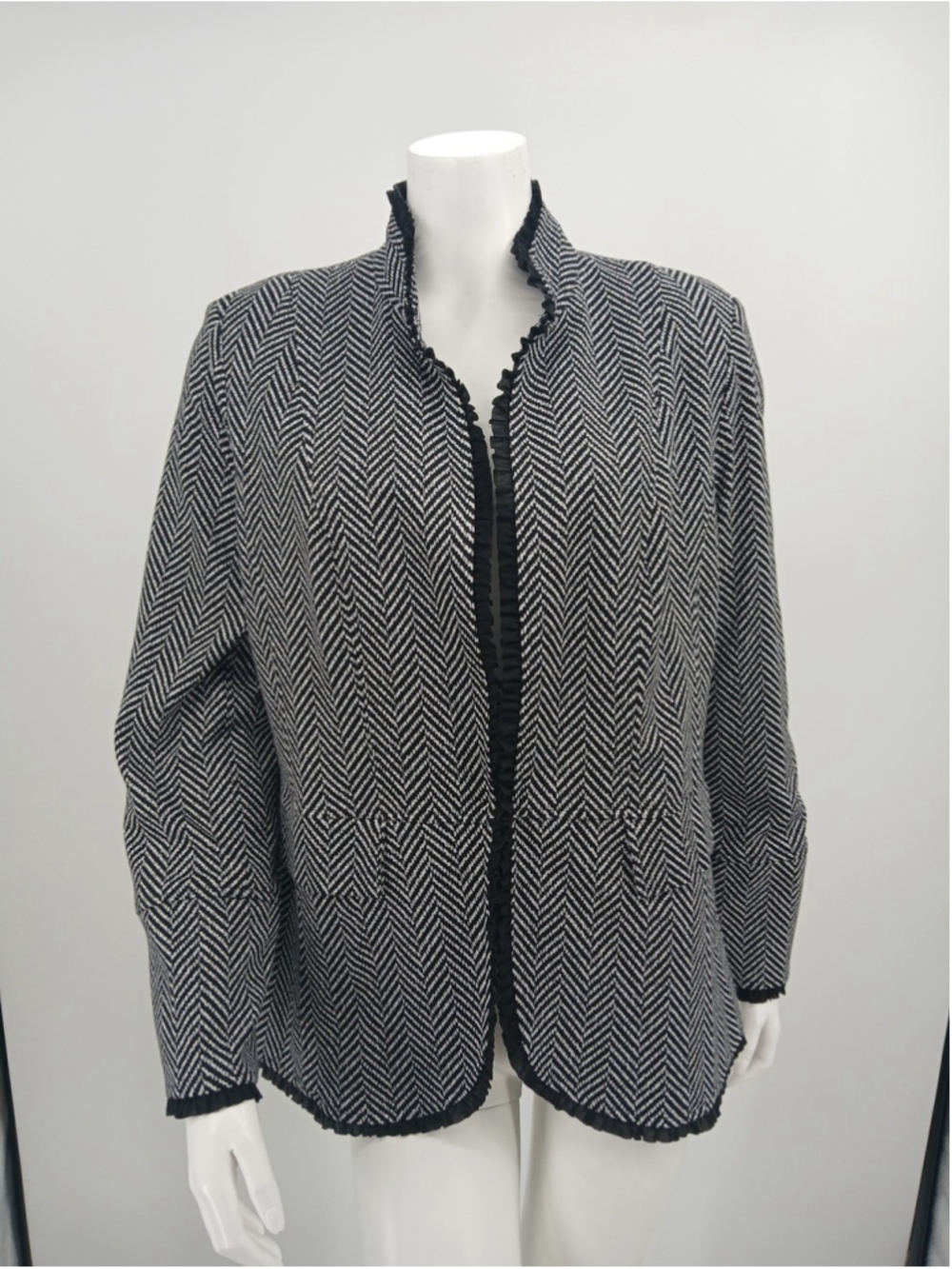 NEW Chico's Black White Herringbone Ponte Blazer Jacket 2 Medium Large Ruffle